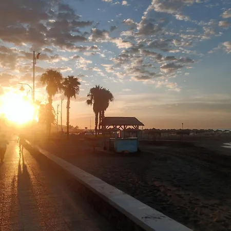 Casa Hombre Blanco Homestay Malaga